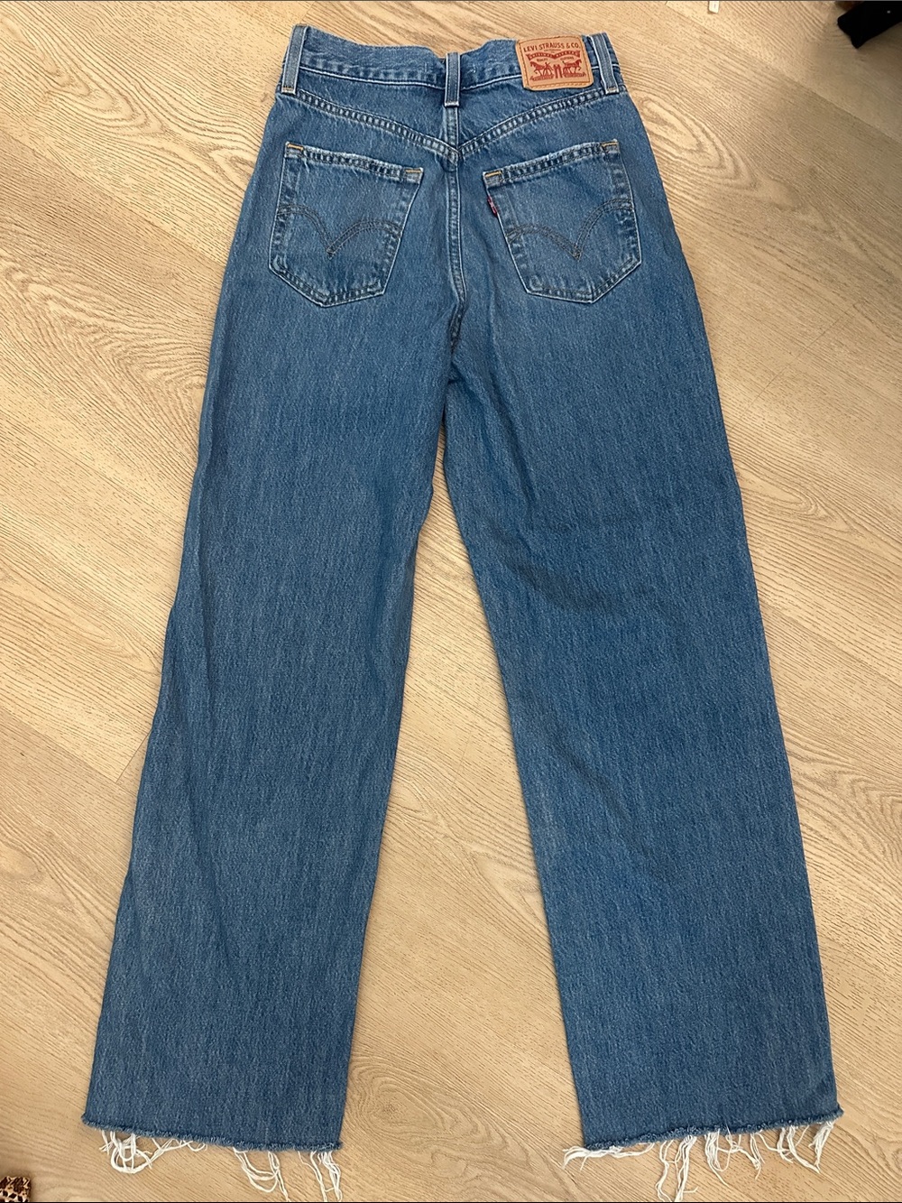 LEVI’S high waisted straight jeans - Picture 3 of 8
